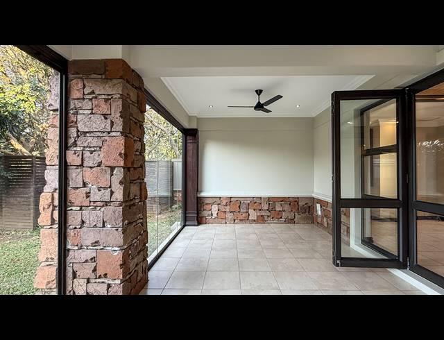 3 BEDROOM TOWNHOUSE FOR SALE IN ZIMBALI ESTATE